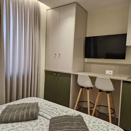 Apartment Pazari *